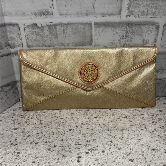 Lilly Pulitzer Gold Leather Envelope Clutch - Picture 1 of 6